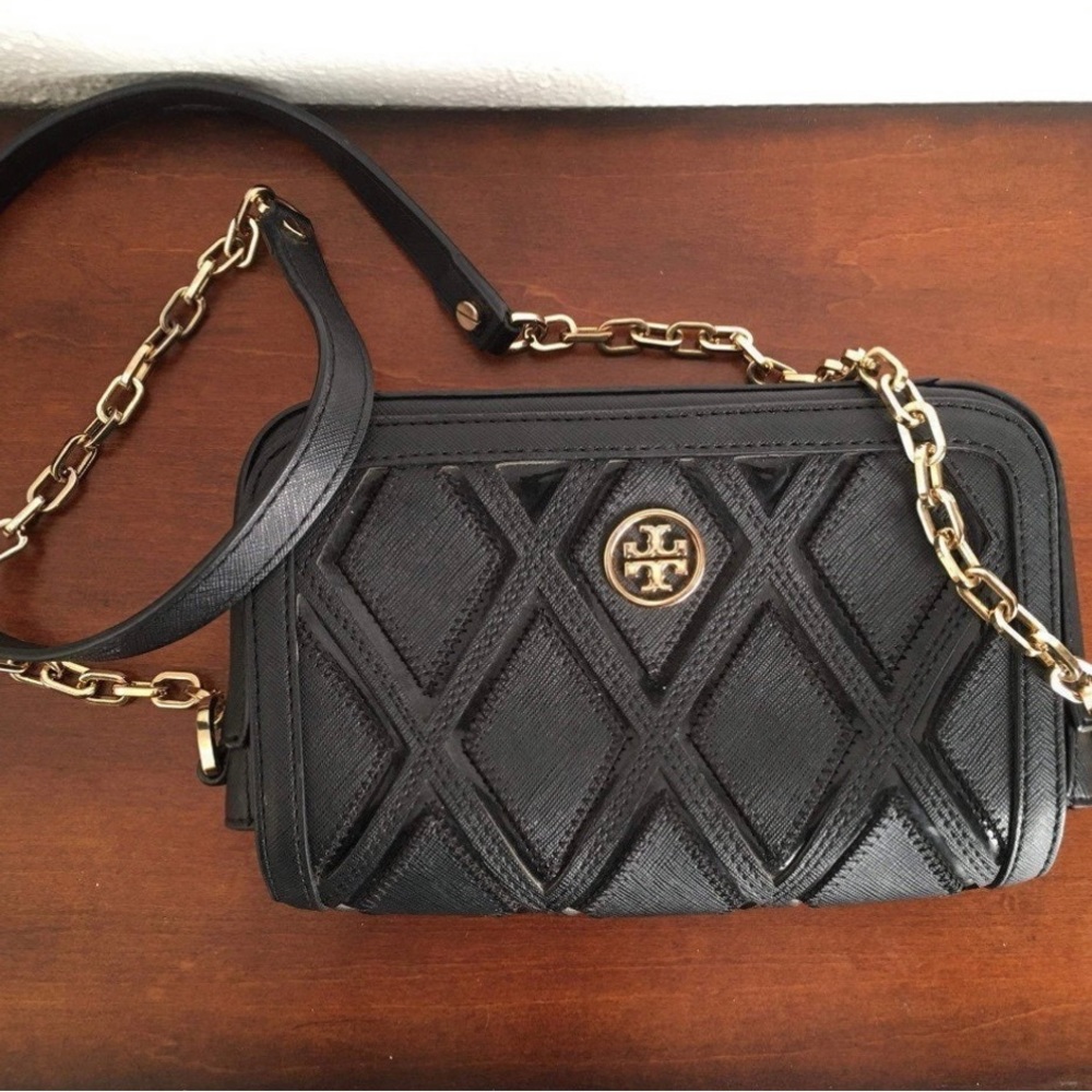 ❌ SOLD ❌ Tory Burch Robinson Patchwork Crossbody Bag